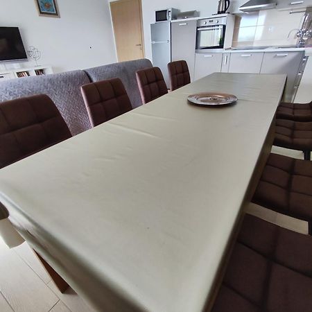 House Natali 70M From The Beach - Free Ev Top Up Rtina Eksteriør bilde