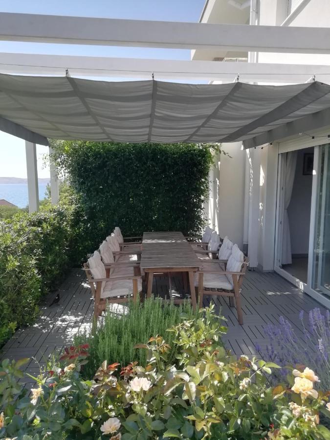 House Natali 70M From The Beach - Free Ev Top Up Rtina Eksteriør bilde