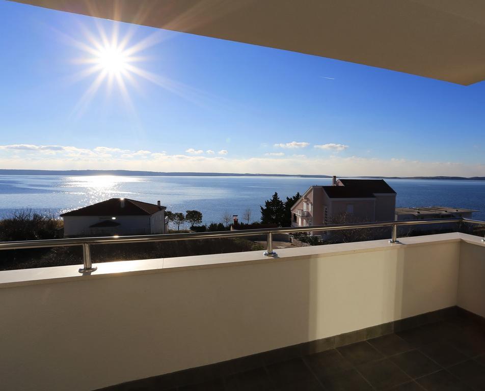 House Natali 70M From The Beach - Free Ev Top Up Rtina Eksteriør bilde