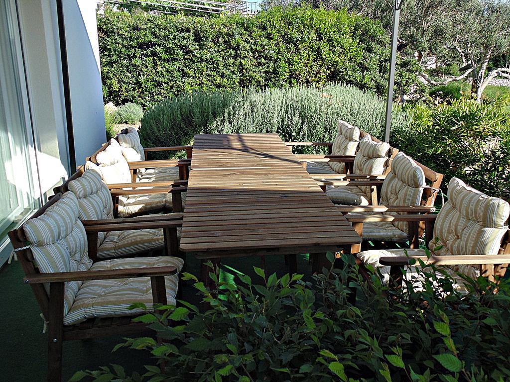 House Natali 70M From The Beach - Free Ev Top Up Rtina Eksteriør bilde