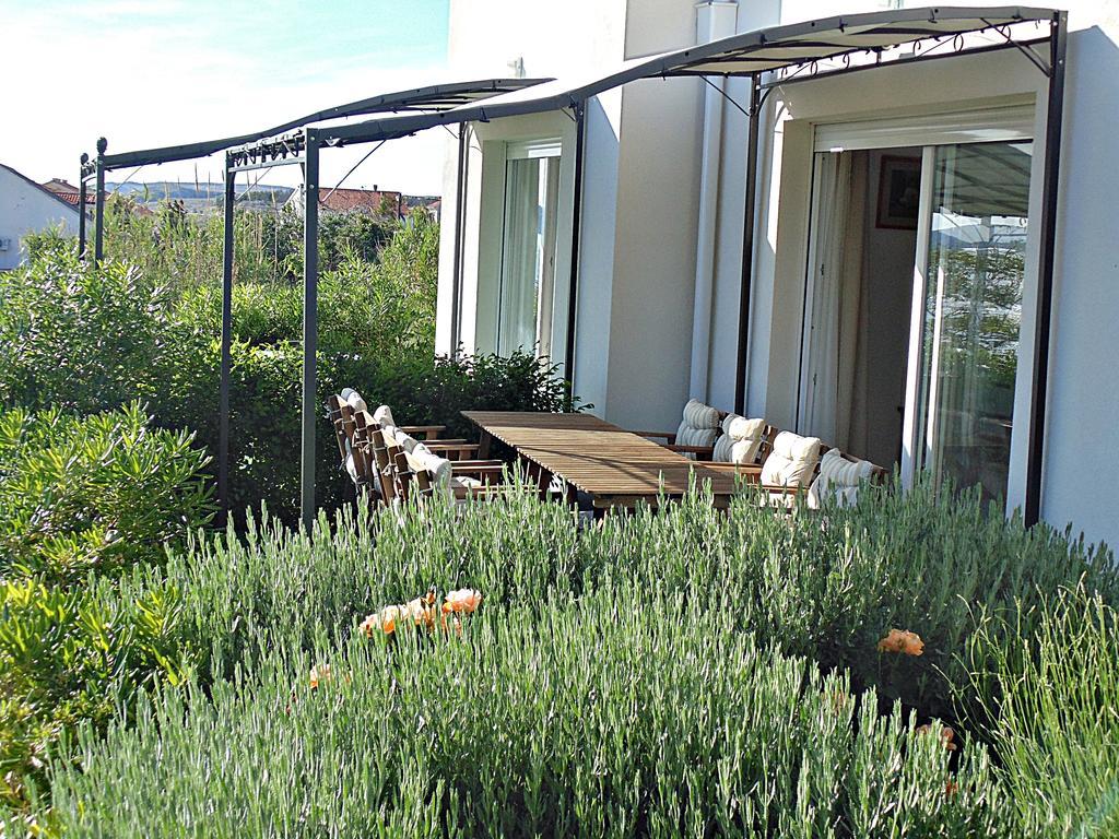 House Natali 70M From The Beach - Free Ev Top Up Rtina Eksteriør bilde