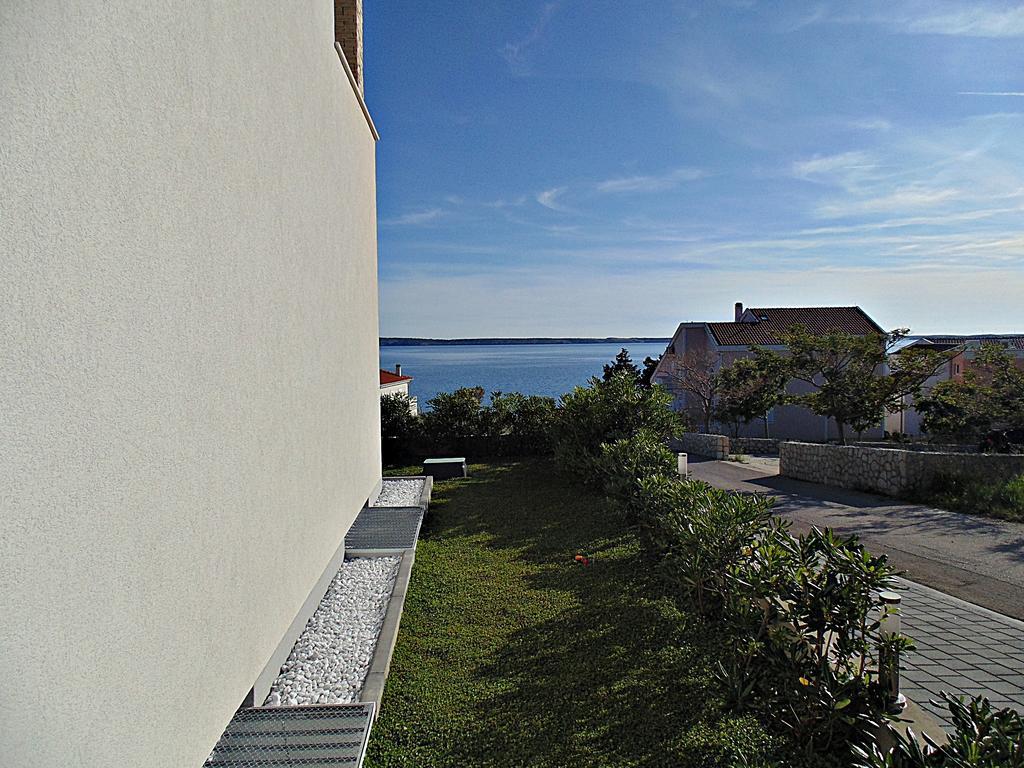 House Natali 70M From The Beach - Free Ev Top Up Rtina Eksteriør bilde