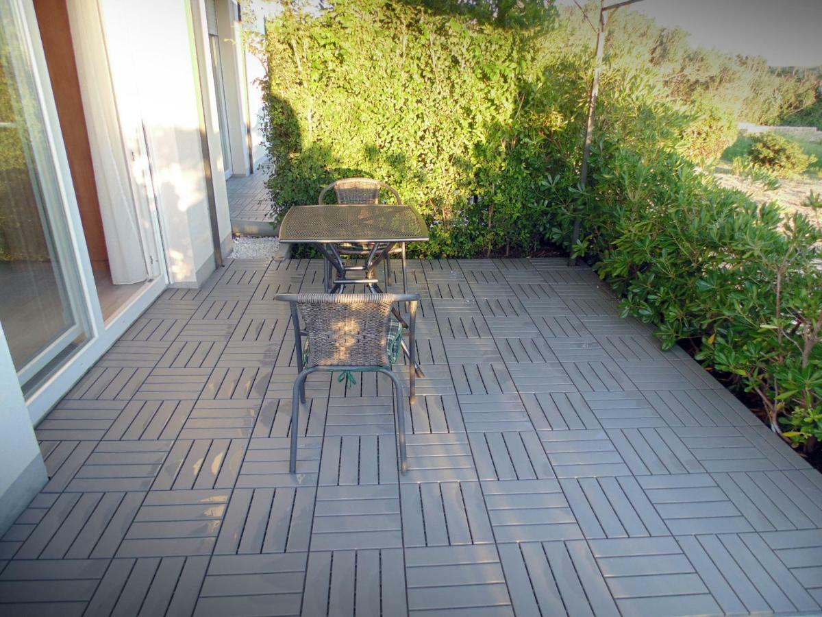 House Natali 70M From The Beach - Free Ev Top Up Rtina Eksteriør bilde