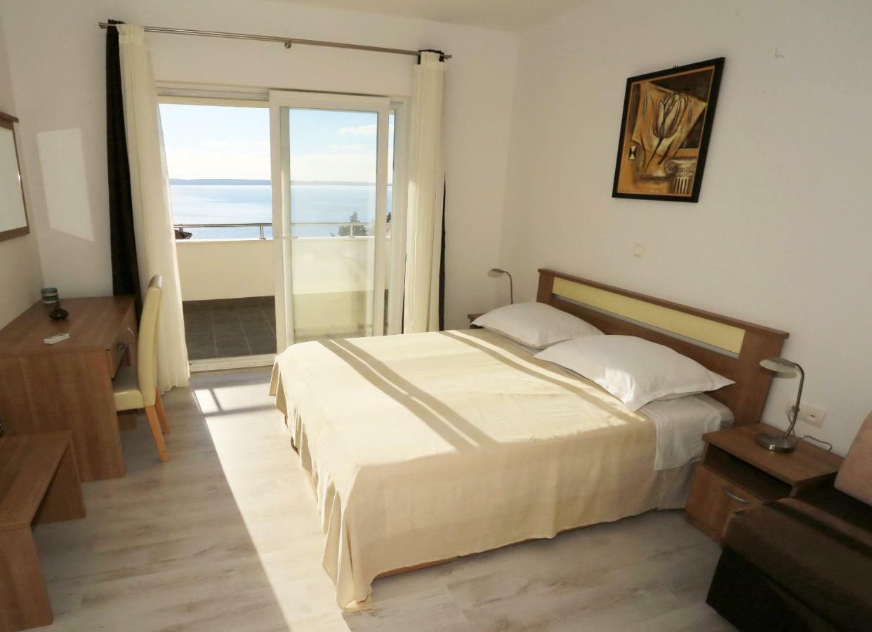 House Natali 70M From The Beach - Free Ev Top Up Rtina Eksteriør bilde